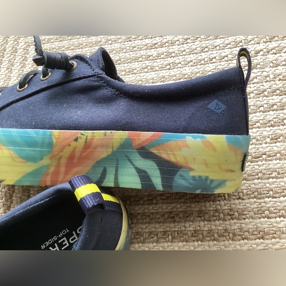 Sperry Crest Vibe Sneakers NWOT - Picture 2 of 11